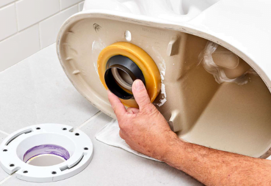 Replacing a toilet flange