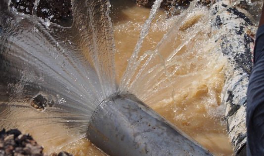 How to Cap a Water Line Under Pressure