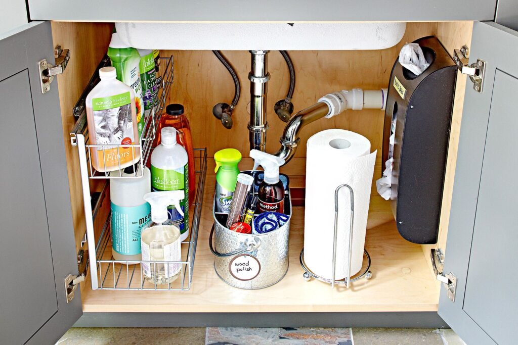 Bathroom Cabinet Cleaning Tips