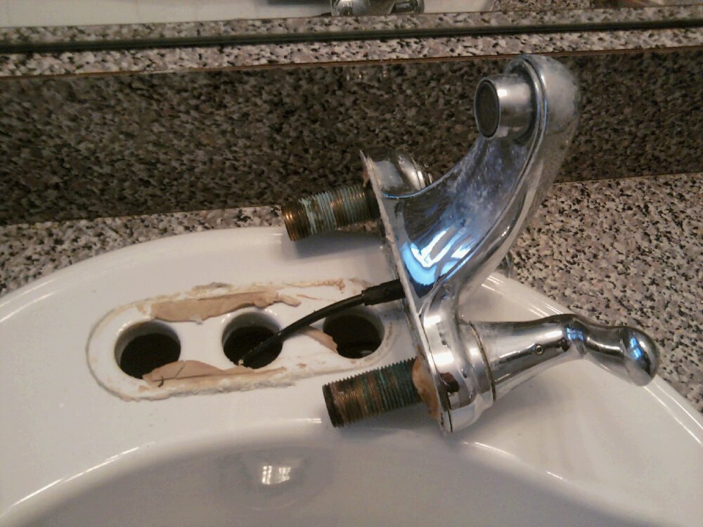 How to Fix a Dripping Bathroom Faucet Step by Step
