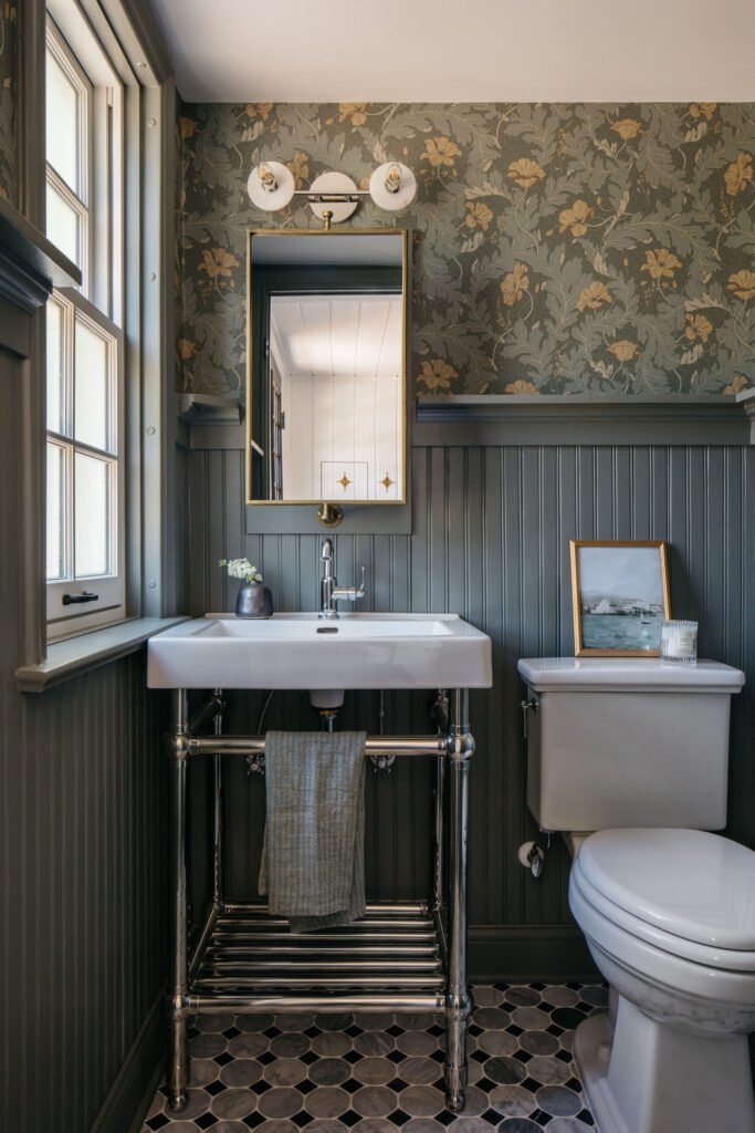 small bathroom decor ideas scaled 2